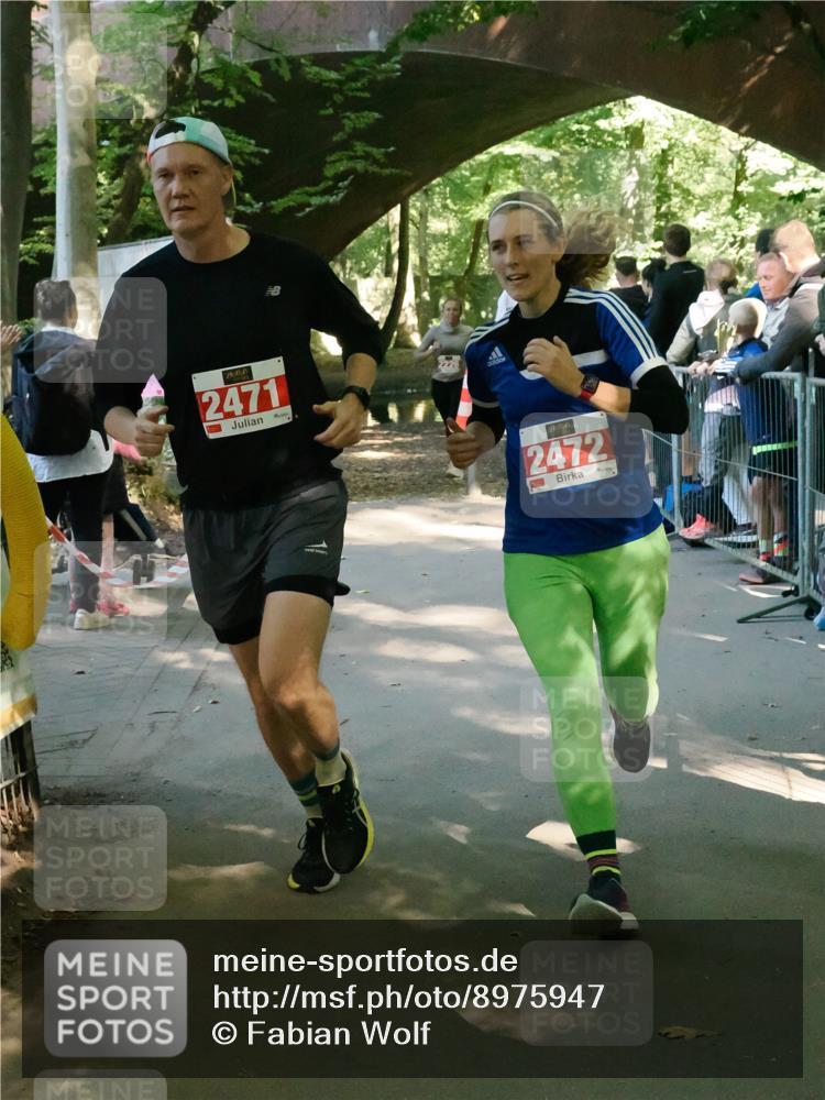 28.09.2025 - 33. Volkslauf durch das schöne Alstertal Fabian Wolf http://msf.ph/oto/8975947 28.09.2025 12:24:21 Laufen 2471, 2472 meine-sportfotos.de