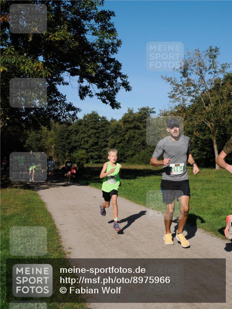 28.09.2025 - 33. Volkslauf durch das schöne Alstertal Fabian Wolf http://msf.ph/oto/8975966 28.09.2025 10:38:39 Laufen 4009, 4164 meine-sportfotos.de