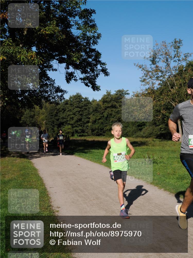 28.09.2025 - 33. Volkslauf durch das schöne Alstertal Fabian Wolf http://msf.ph/oto/8975970 28.09.2025 10:38:39 Laufen 4009 meine-sportfotos.de