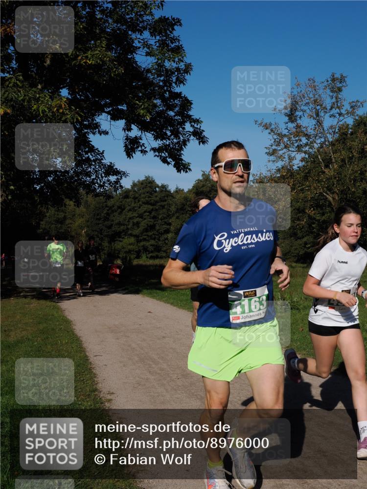 28.09.2025 - 33. Volkslauf durch das schöne Alstertal Fabian Wolf http://msf.ph/oto/8976000 28.09.2025 10:38:44 Laufen 4163 meine-sportfotos.de