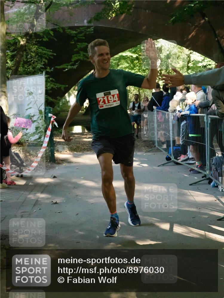 28.09.2025 - 33. Volkslauf durch das schöne Alstertal Fabian Wolf http://msf.ph/oto/8976030 28.09.2025 12:24:53 Laufen 2194 meine-sportfotos.de