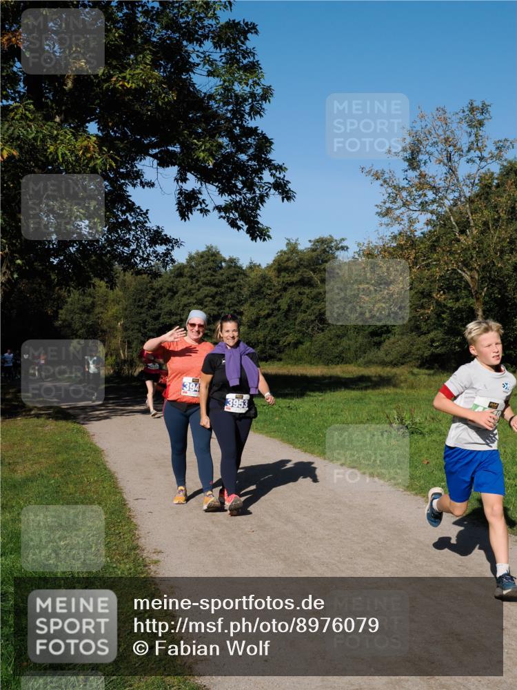 28.09.2025 - 33. Volkslauf durch das schöne Alstertal Fabian Wolf http://msf.ph/oto/8976079 28.09.2025 10:38:59 Laufen 394, 3953 meine-sportfotos.de