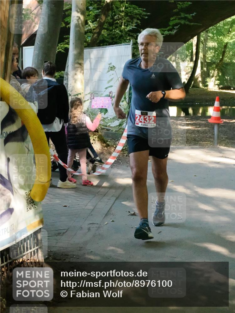 28.09.2025 - 33. Volkslauf durch das schöne Alstertal Fabian Wolf http://msf.ph/oto/8976100 28.09.2025 12:25:25 Laufen 2432 meine-sportfotos.de