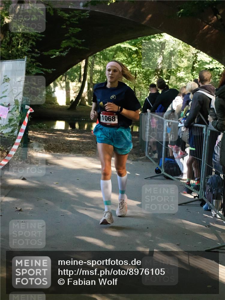 28.09.2025 - 33. Volkslauf durch das schöne Alstertal Fabian Wolf http://msf.ph/oto/8976105 28.09.2025 12:25:35 Laufen 1068 meine-sportfotos.de
