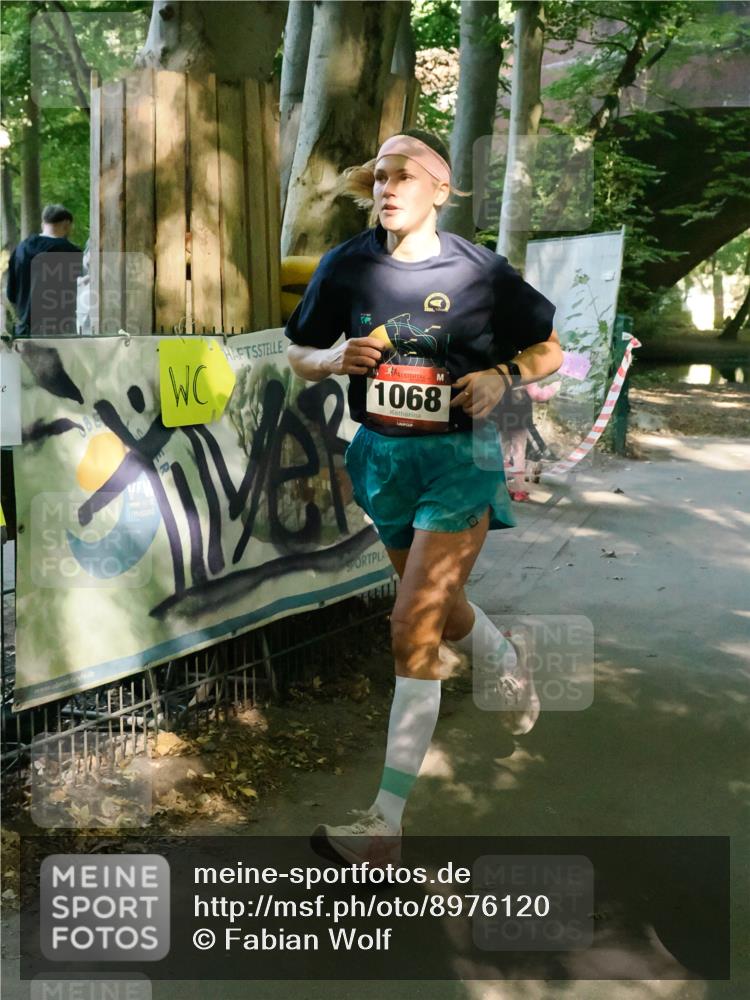 28.09.2025 - 33. Volkslauf durch das schöne Alstertal Fabian Wolf http://msf.ph/oto/8976120 28.09.2025 12:25:36 Laufen 1068 meine-sportfotos.de