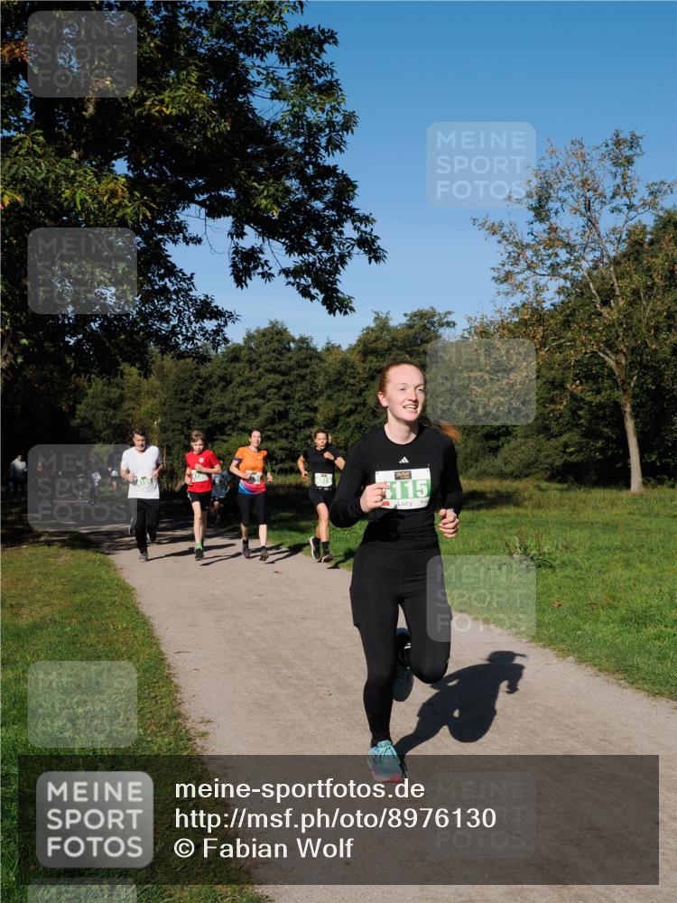28.09.2025 - 33. Volkslauf durch das schöne Alstertal Fabian Wolf http://msf.ph/oto/8976130 28.09.2025 10:39:09 Laufen 115 meine-sportfotos.de