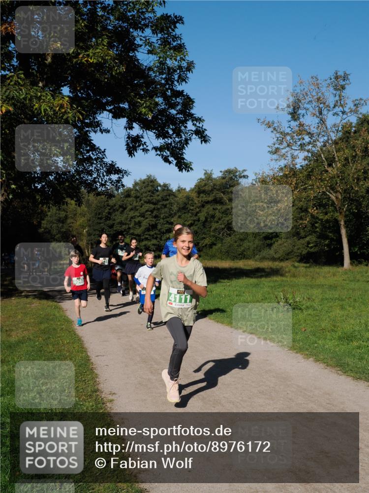 28.09.2025 - 33. Volkslauf durch das schöne Alstertal Fabian Wolf http://msf.ph/oto/8976172 28.09.2025 10:39:15 Laufen 4040, 4111 meine-sportfotos.de