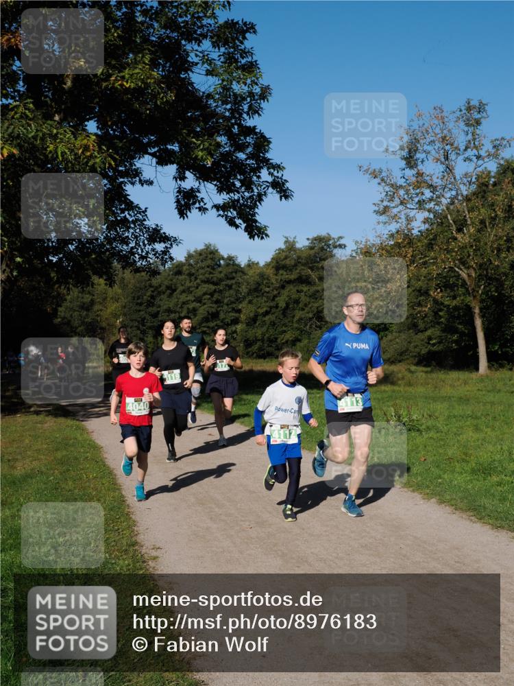 28.09.2025 - 33. Volkslauf durch das schöne Alstertal Fabian Wolf http://msf.ph/oto/8976183 28.09.2025 10:39:16 Laufen 4040, 4112 meine-sportfotos.de
