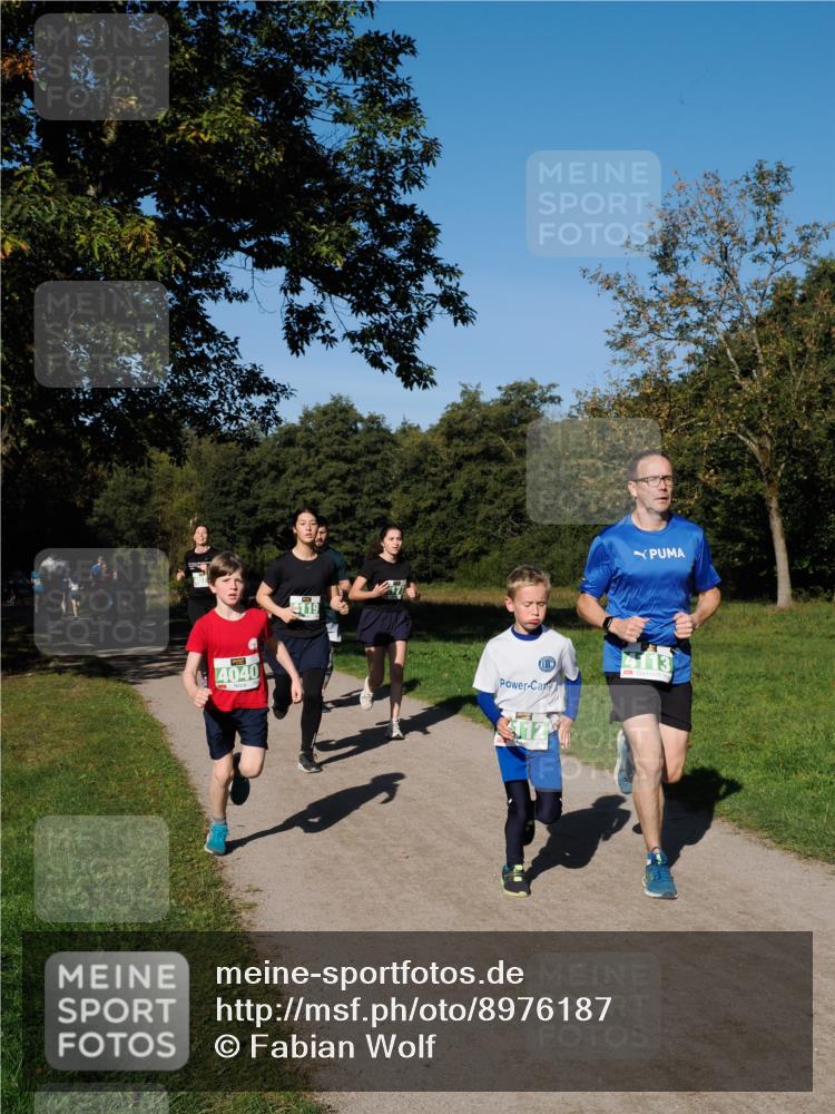28.09.2025 - 33. Volkslauf durch das schöne Alstertal Fabian Wolf http://msf.ph/oto/8976187 28.09.2025 10:39:16 Laufen 4040, 12, 4113 meine-sportfotos.de