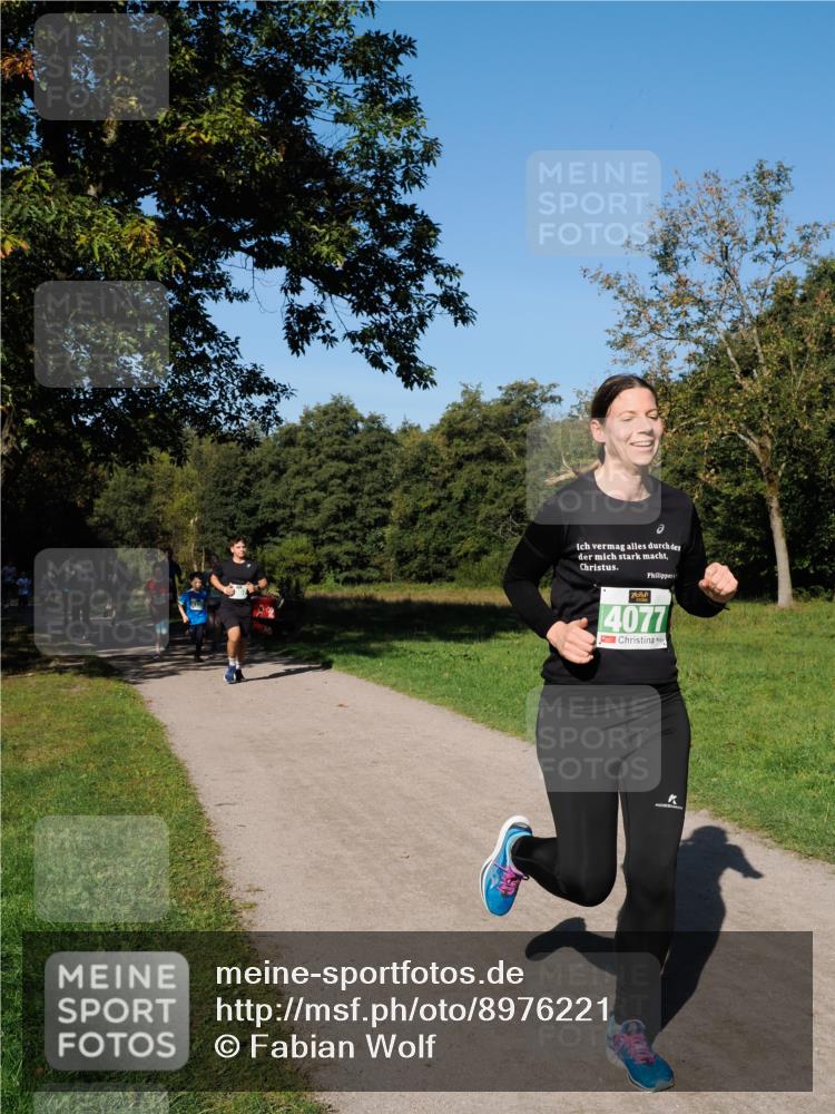 28.09.2025 - 33. Volkslauf durch das schöne Alstertal Fabian Wolf http://msf.ph/oto/8976221 28.09.2025 10:39:19 Laufen 4077 meine-sportfotos.de