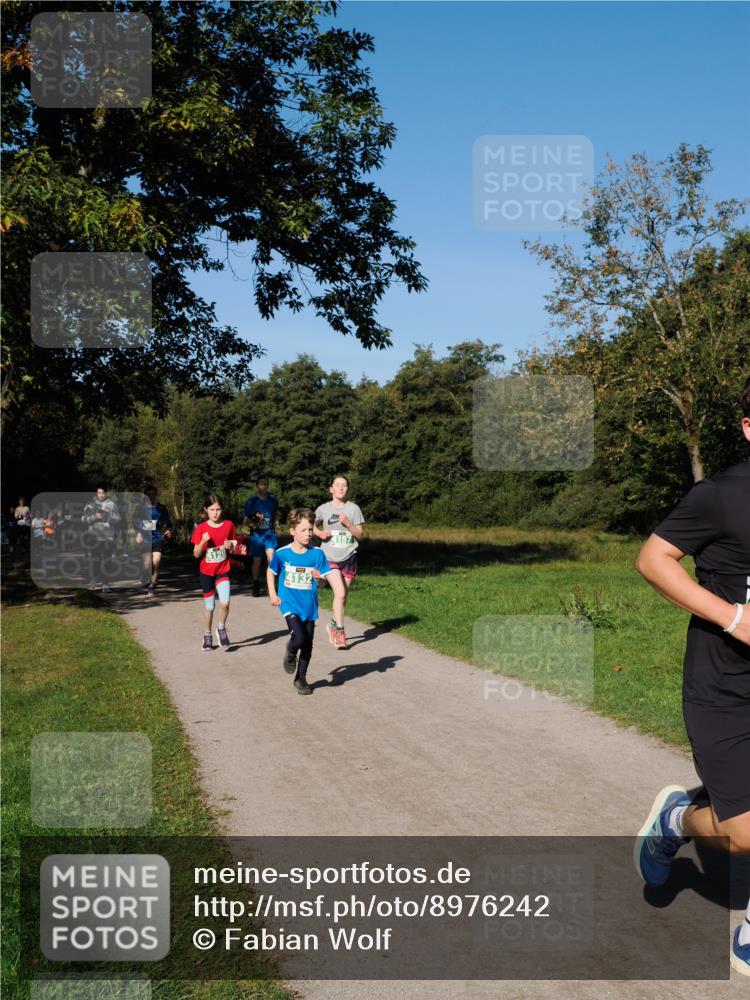 28.09.2025 - 33. Volkslauf durch das schöne Alstertal Fabian Wolf http://msf.ph/oto/8976242 28.09.2025 10:39:23 Laufen 120, 4132 meine-sportfotos.de