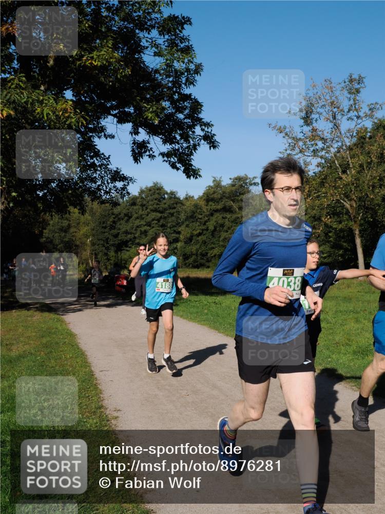 28.09.2025 - 33. Volkslauf durch das schöne Alstertal Fabian Wolf http://msf.ph/oto/8976281 28.09.2025 10:39:27 Laufen 4188, 4038 meine-sportfotos.de