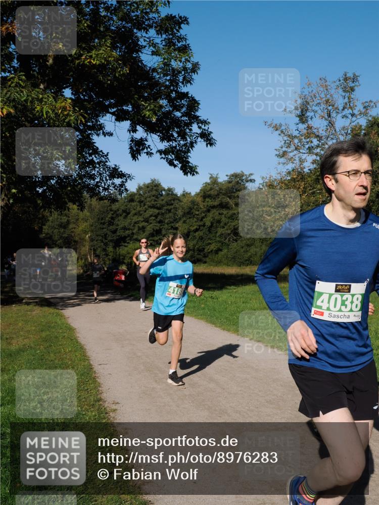 28.09.2025 - 33. Volkslauf durch das schöne Alstertal Fabian Wolf http://msf.ph/oto/8976283 28.09.2025 10:39:28 Laufen 418, 4038 meine-sportfotos.de