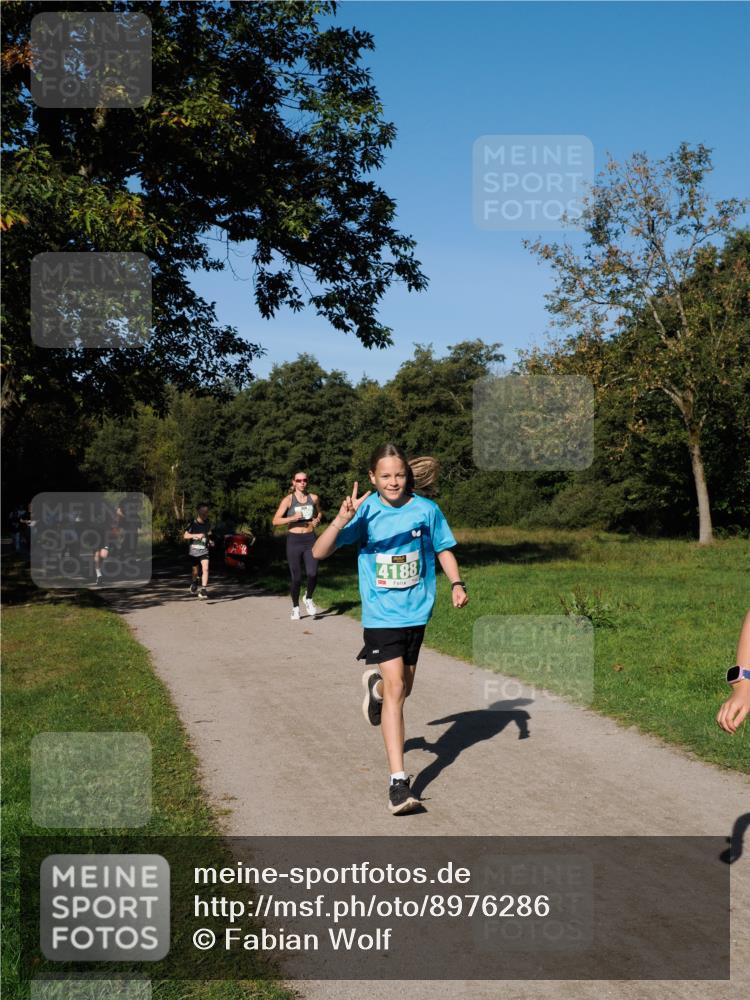 28.09.2025 - 33. Volkslauf durch das schöne Alstertal Fabian Wolf http://msf.ph/oto/8976286 28.09.2025 10:39:28 Laufen 4188 meine-sportfotos.de