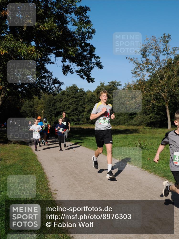 28.09.2025 - 33. Volkslauf durch das schöne Alstertal Fabian Wolf http://msf.ph/oto/8976303 28.09.2025 10:39:32 Laufen 04042, 4 meine-sportfotos.de