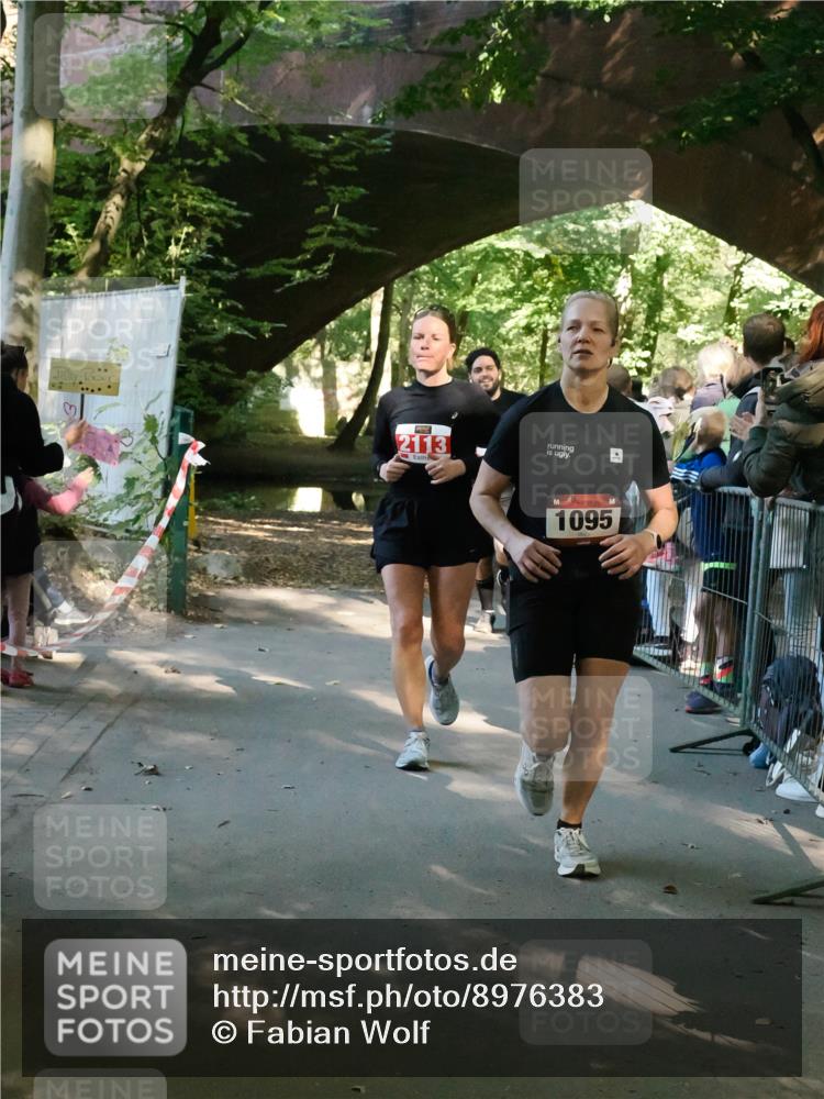 28.09.2025 - 33. Volkslauf durch das schöne Alstertal Fabian Wolf http://msf.ph/oto/8976383 28.09.2025 12:28:02 Laufen 2113, 1095 meine-sportfotos.de