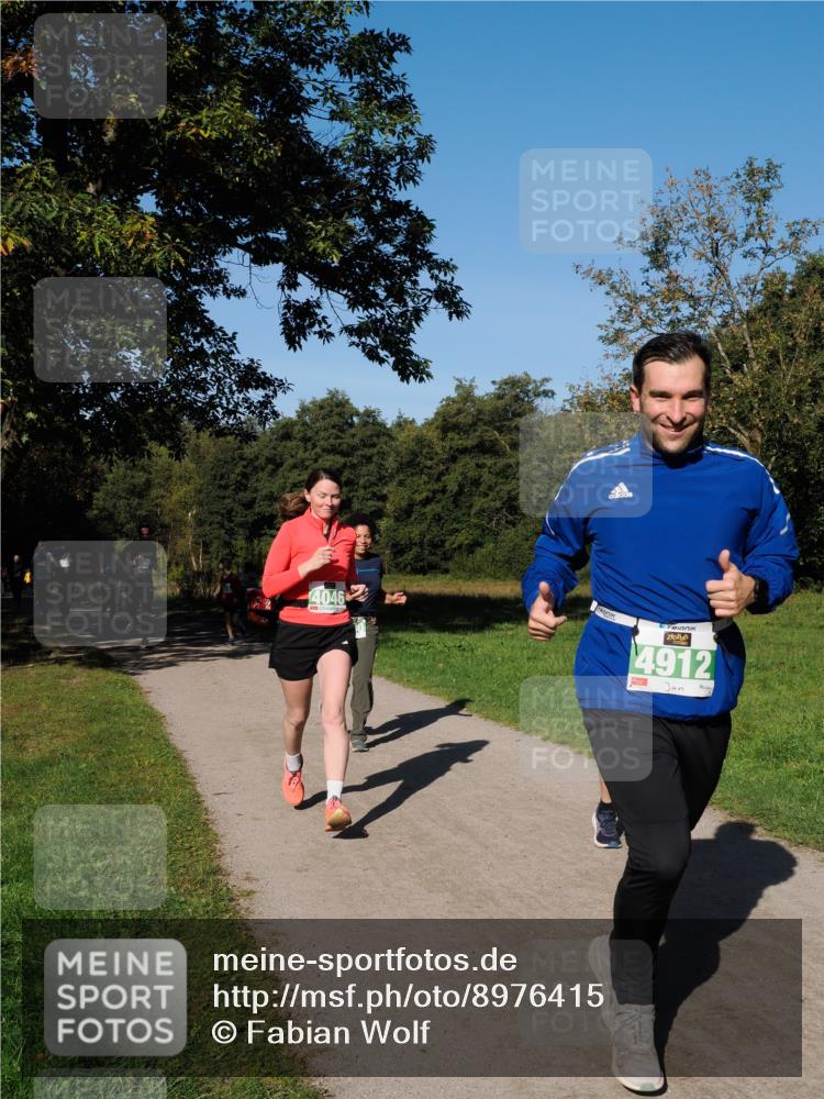 28.09.2025 - 33. Volkslauf durch das schöne Alstertal Fabian Wolf http://msf.ph/oto/8976415 28.09.2025 10:39:56 Laufen 4046, 4912 meine-sportfotos.de