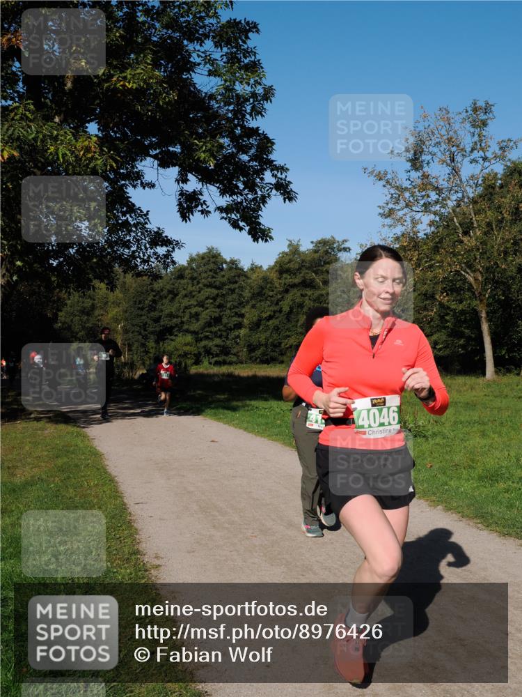 28.09.2025 - 33. Volkslauf durch das schöne Alstertal Fabian Wolf http://msf.ph/oto/8976426 28.09.2025 10:39:57 Laufen 4046 meine-sportfotos.de