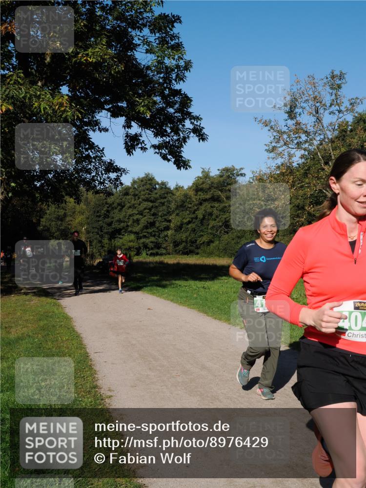 28.09.2025 - 33. Volkslauf durch das schöne Alstertal Fabian Wolf http://msf.ph/oto/8976429 28.09.2025 10:39:57 Laufen 404 meine-sportfotos.de