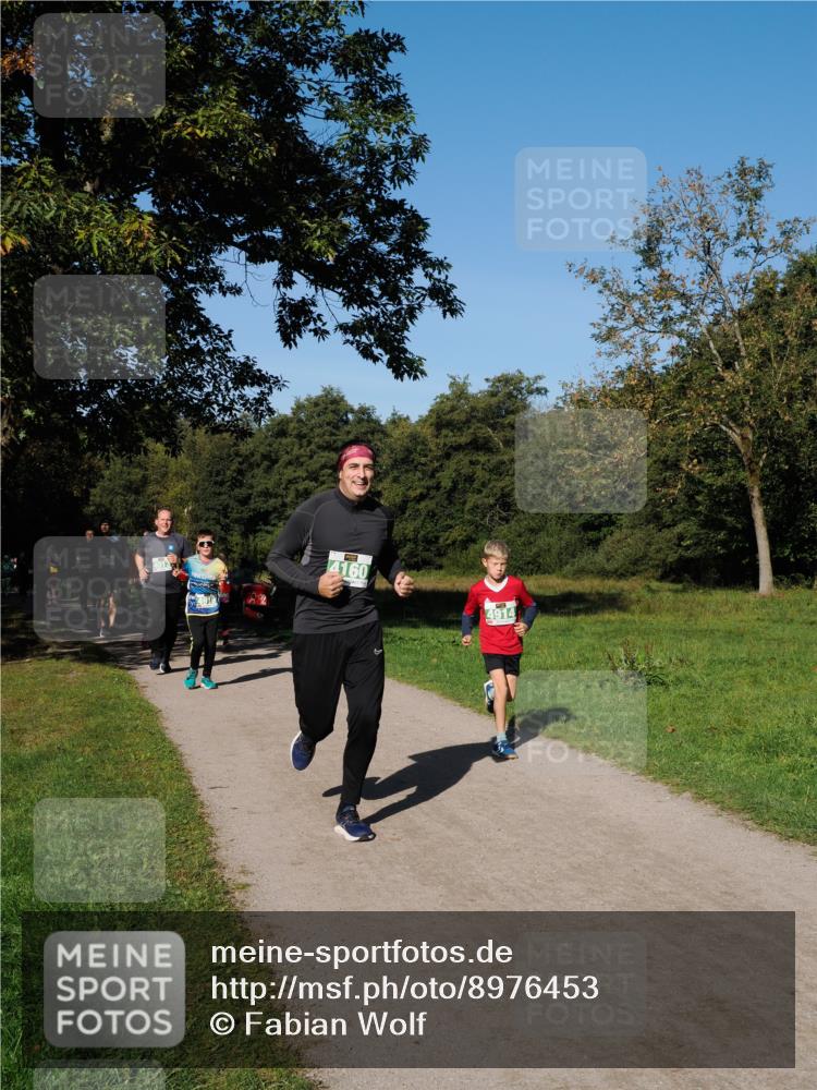 28.09.2025 - 33. Volkslauf durch das schöne Alstertal Fabian Wolf http://msf.ph/oto/8976453 28.09.2025 10:40:01 Laufen 4160, 4914 meine-sportfotos.de