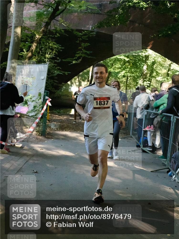 28.09.2025 - 33. Volkslauf durch das schöne Alstertal Fabian Wolf http://msf.ph/oto/8976479 28.09.2025 12:28:29 Laufen 72, 1837 meine-sportfotos.de