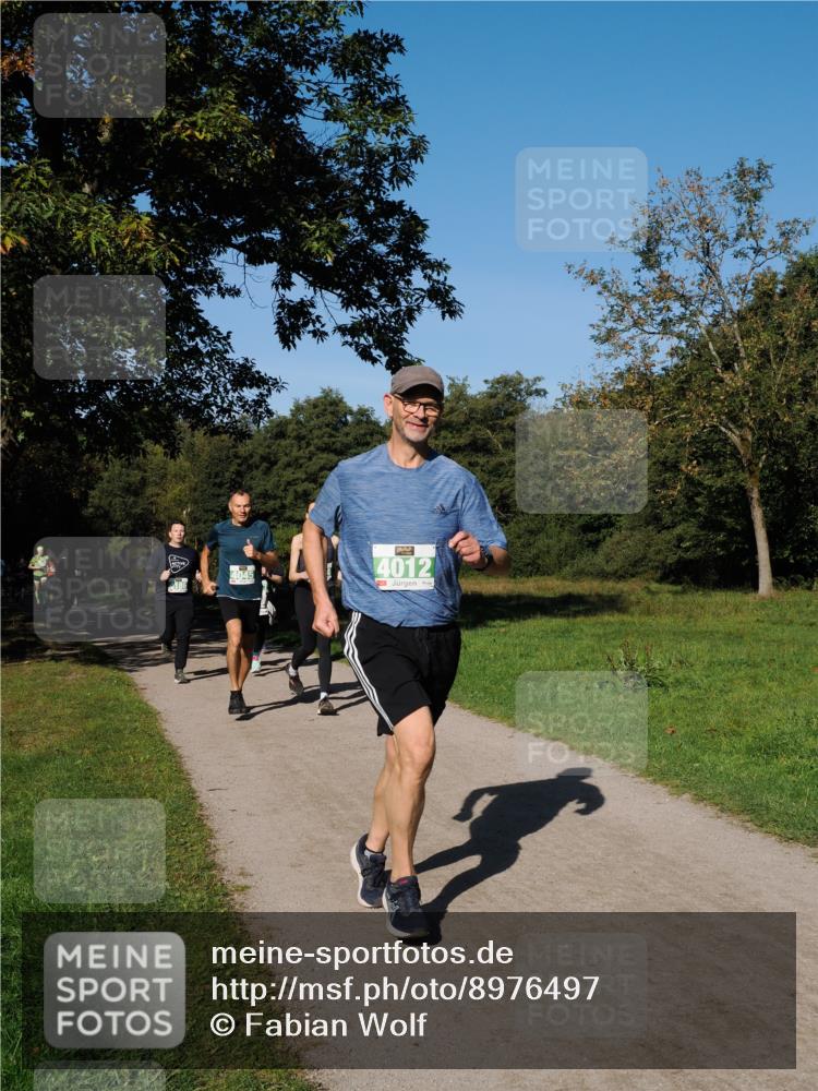 28.09.2025 - 33. Volkslauf durch das schöne Alstertal Fabian Wolf http://msf.ph/oto/8976497 28.09.2025 10:40:07 Laufen 4045, 4012 meine-sportfotos.de