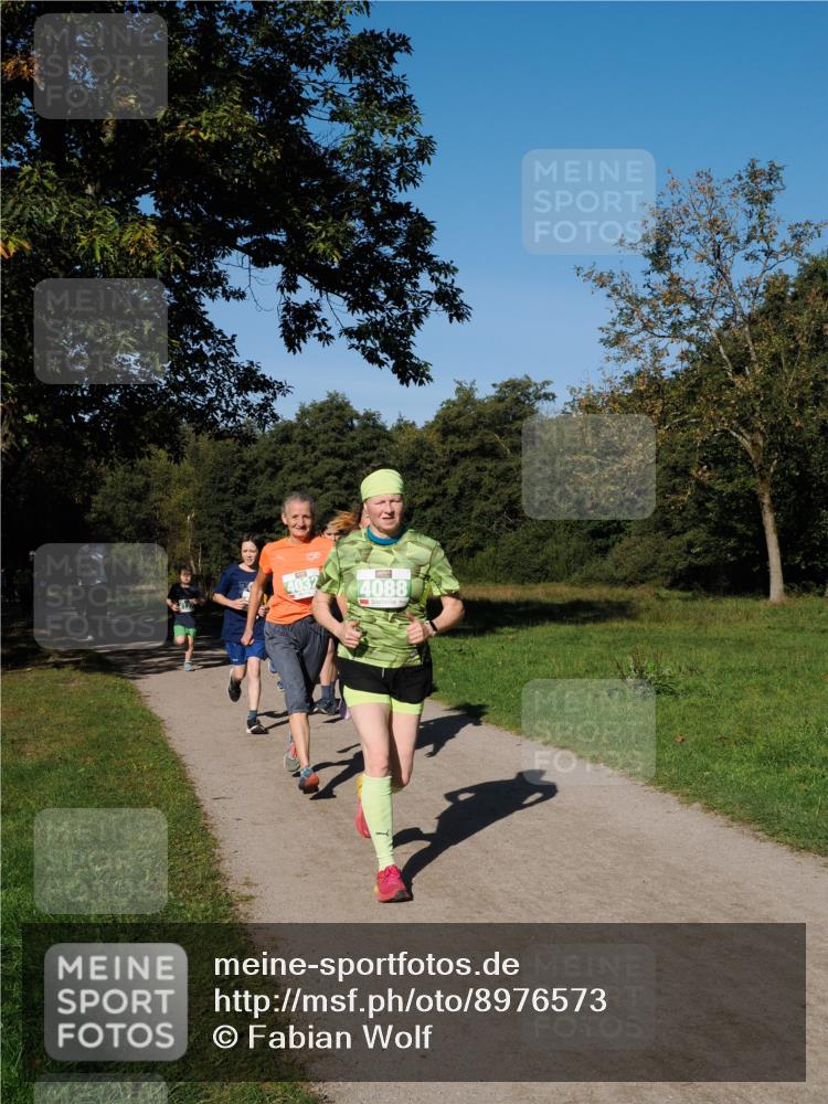 28.09.2025 - 33. Volkslauf durch das schöne Alstertal Fabian Wolf http://msf.ph/oto/8976573 28.09.2025 10:40:18 Laufen 4032, 4088 meine-sportfotos.de