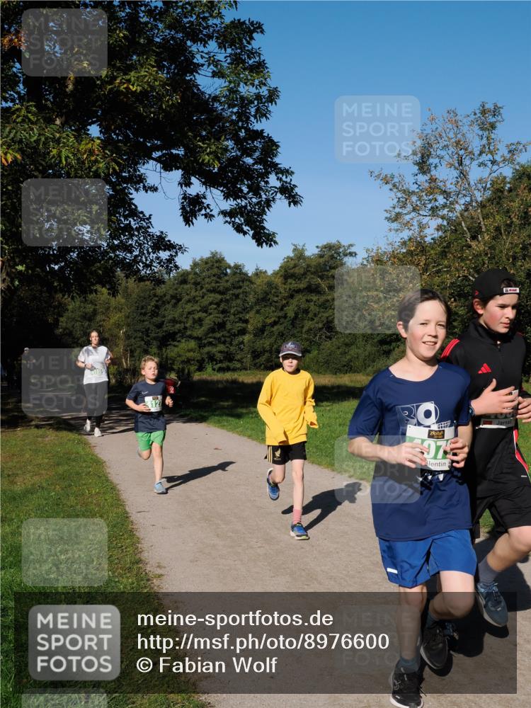 28.09.2025 - 33. Volkslauf durch das schöne Alstertal Fabian Wolf http://msf.ph/oto/8976600 28.09.2025 10:40:20 Laufen 975 meine-sportfotos.de