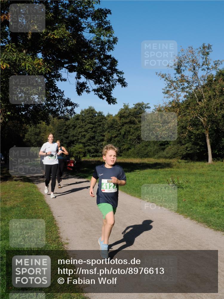 28.09.2025 - 33. Volkslauf durch das schöne Alstertal Fabian Wolf http://msf.ph/oto/8976613 28.09.2025 10:40:22 Laufen 4127 meine-sportfotos.de