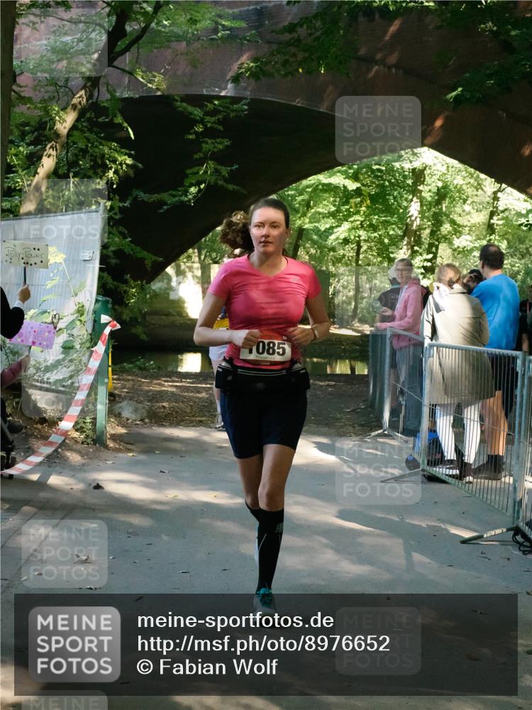 28.09.2025 - 33. Volkslauf durch das schöne Alstertal Fabian Wolf http://msf.ph/oto/8976652 28.09.2025 12:30:16 Laufen 085 meine-sportfotos.de