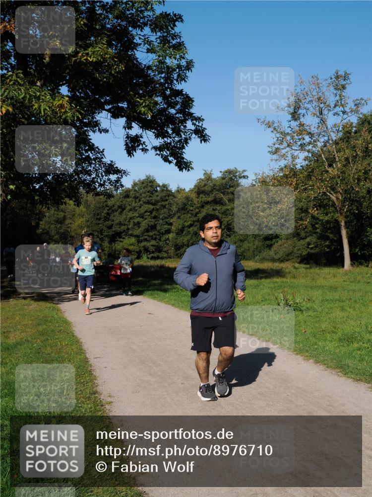 28.09.2025 - 33. Volkslauf durch das schöne Alstertal Fabian Wolf http://msf.ph/oto/8976710 28.09.2025 10:40:36 Laufen  meine-sportfotos.de