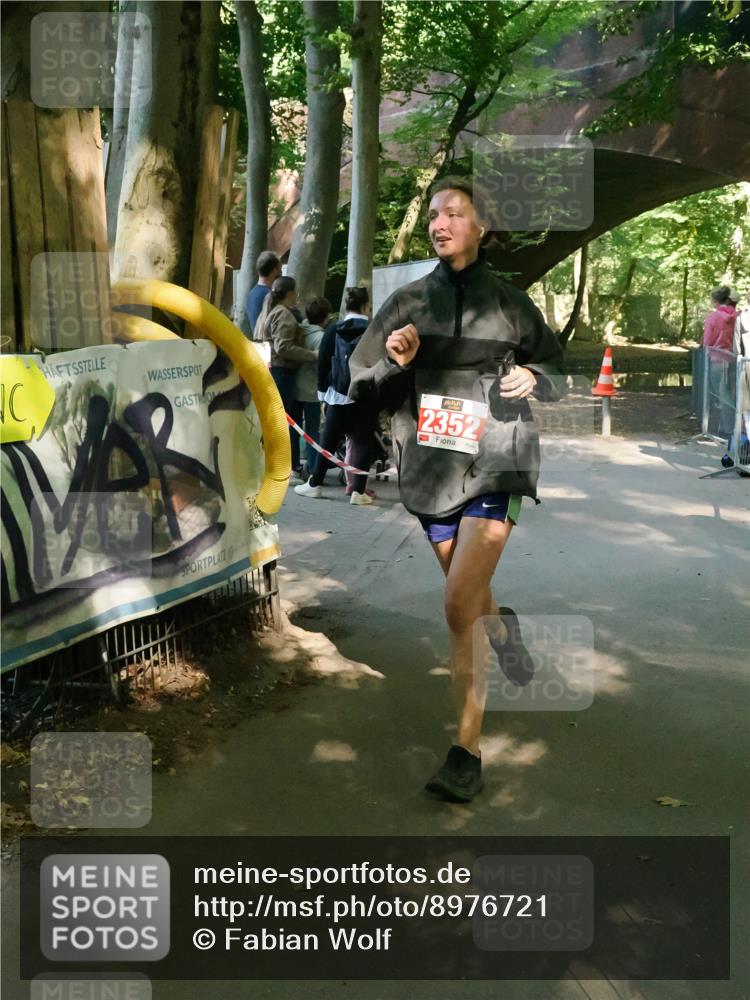28.09.2025 - 33. Volkslauf durch das schöne Alstertal Fabian Wolf http://msf.ph/oto/8976721 28.09.2025 12:31:02 Laufen 2352 meine-sportfotos.de