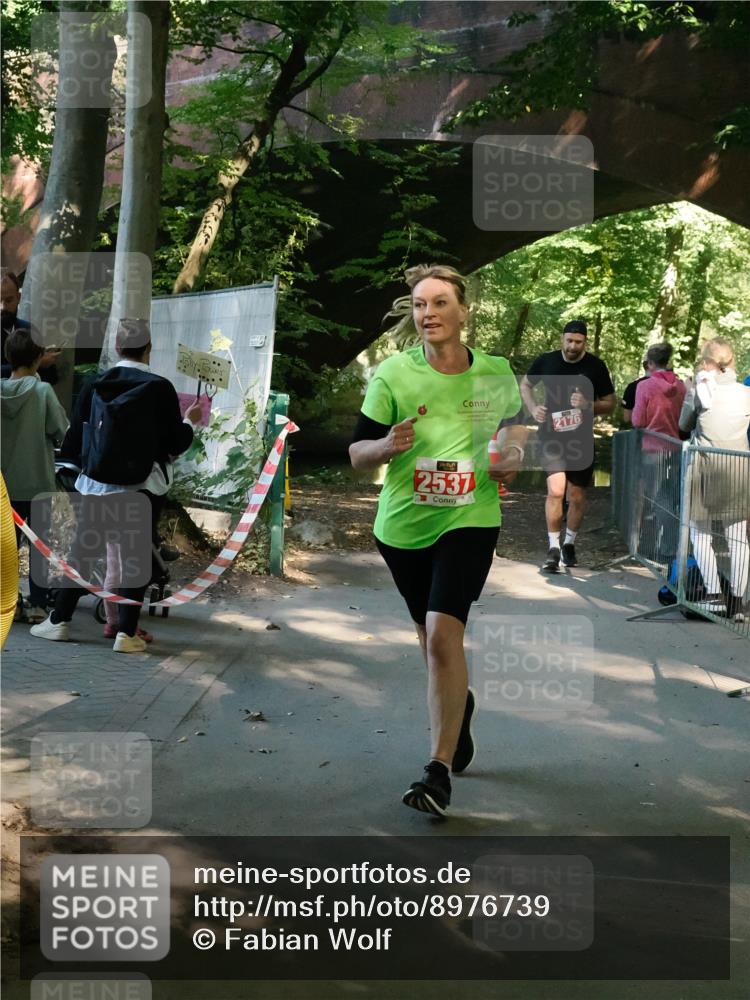 28.09.2025 - 33. Volkslauf durch das schöne Alstertal Fabian Wolf http://msf.ph/oto/8976739 28.09.2025 12:31:22 Laufen 2176, 2537 meine-sportfotos.de