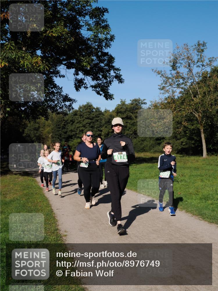 28.09.2025 - 33. Volkslauf durch das schöne Alstertal Fabian Wolf http://msf.ph/oto/8976749 28.09.2025 10:40:45 Laufen 4174 meine-sportfotos.de