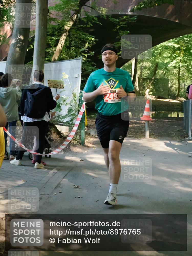 28.09.2025 - 33. Volkslauf durch das schöne Alstertal Fabian Wolf http://msf.ph/oto/8976765 28.09.2025 12:31:29 Laufen 249 meine-sportfotos.de