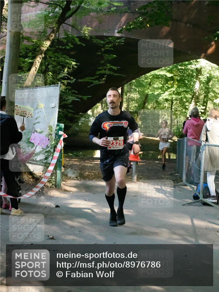 28.09.2025 - 33. Volkslauf durch das schöne Alstertal Fabian Wolf http://msf.ph/oto/8976786 28.09.2025 12:32:02 Laufen 2329, 2104 meine-sportfotos.de
