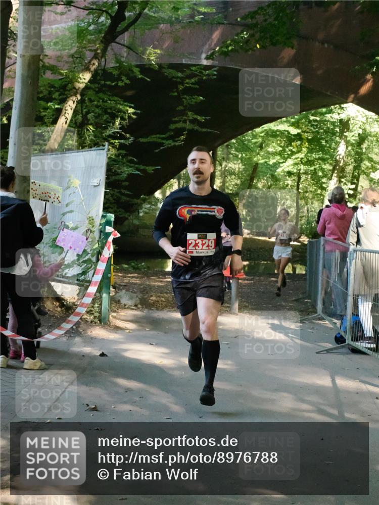 28.09.2025 - 33. Volkslauf durch das schöne Alstertal Fabian Wolf http://msf.ph/oto/8976788 28.09.2025 12:32:02 Laufen 2329, 2104 meine-sportfotos.de
