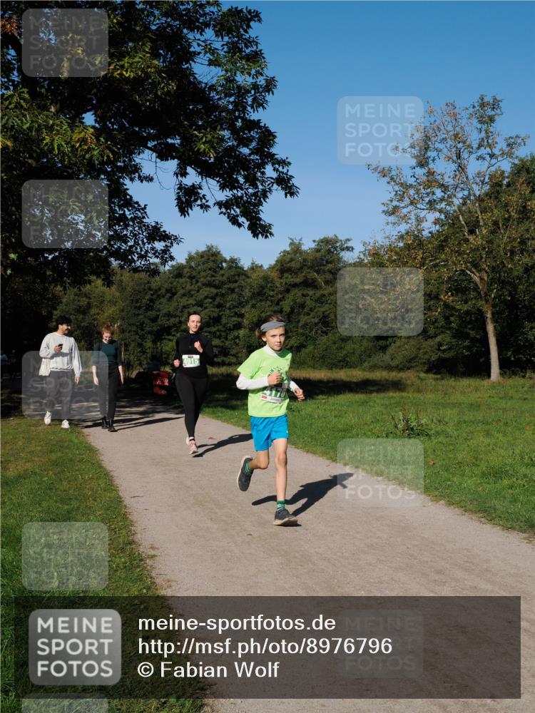 28.09.2025 - 33. Volkslauf durch das schöne Alstertal Fabian Wolf http://msf.ph/oto/8976796 28.09.2025 10:40:54 Laufen 4915 meine-sportfotos.de
