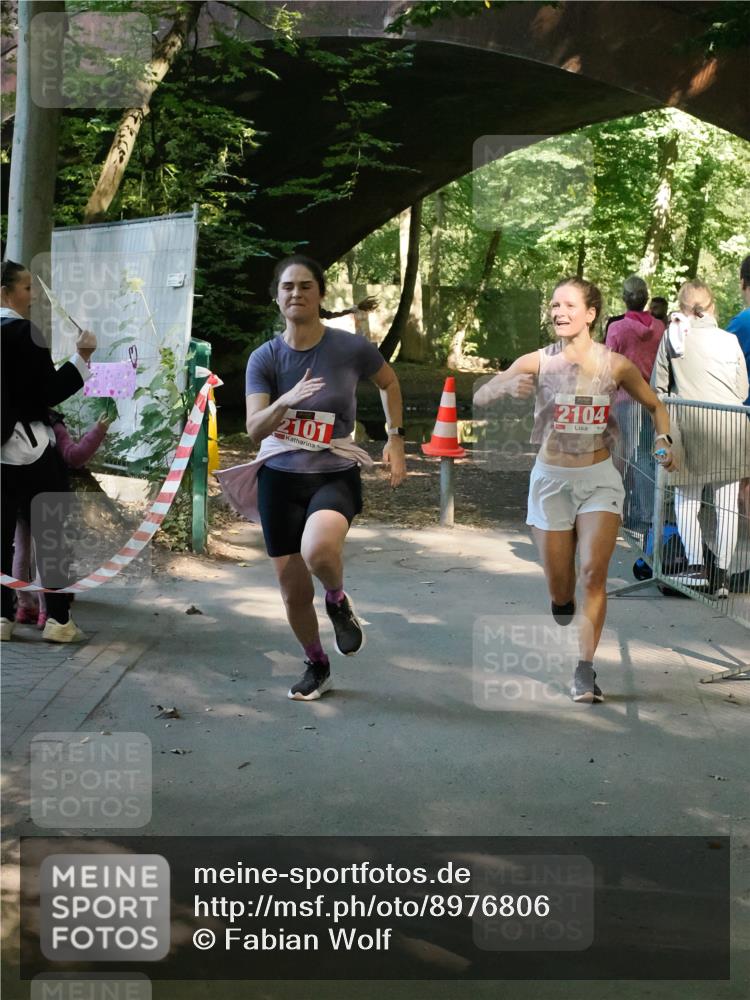 28.09.2025 - 33. Volkslauf durch das schöne Alstertal Fabian Wolf http://msf.ph/oto/8976806 28.09.2025 12:32:05 Laufen 2101, 2104 meine-sportfotos.de