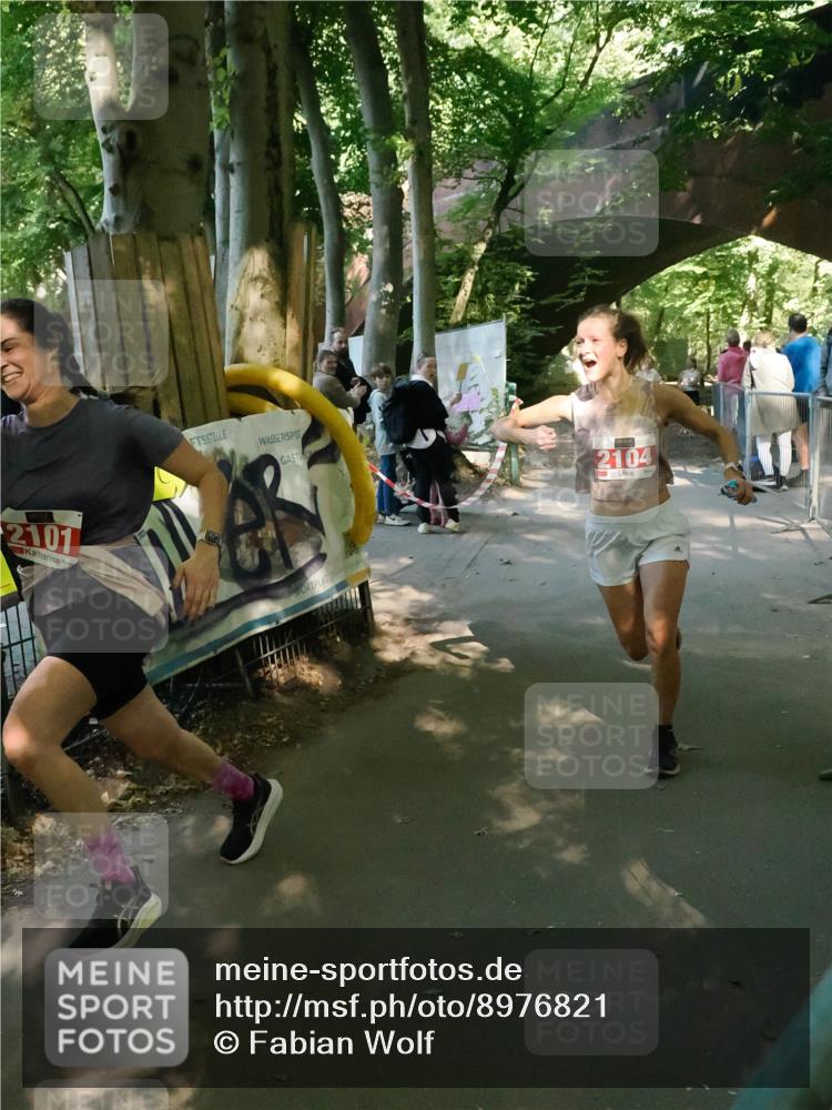 28.09.2025 - 33. Volkslauf durch das schöne Alstertal Fabian Wolf http://msf.ph/oto/8976821 28.09.2025 12:32:07 Laufen 2101, 2104 meine-sportfotos.de