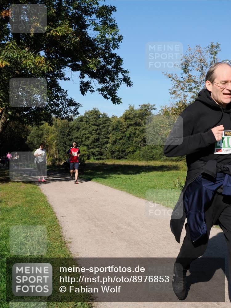 28.09.2025 - 33. Volkslauf durch das schöne Alstertal Fabian Wolf http://msf.ph/oto/8976853 28.09.2025 10:41:06 Laufen 410 meine-sportfotos.de