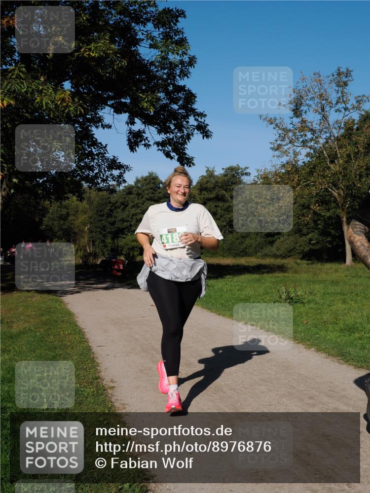 28.09.2025 - 33. Volkslauf durch das schöne Alstertal Fabian Wolf http://msf.ph/oto/8976876 28.09.2025 10:41:11 Laufen 418 meine-sportfotos.de