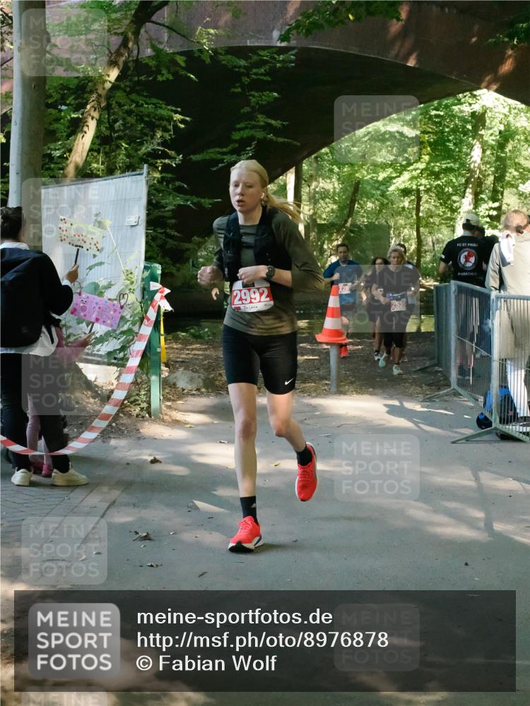 28.09.2025 - 33. Volkslauf durch das schöne Alstertal Fabian Wolf http://msf.ph/oto/8976878 28.09.2025 12:32:42 Laufen 2992 meine-sportfotos.de