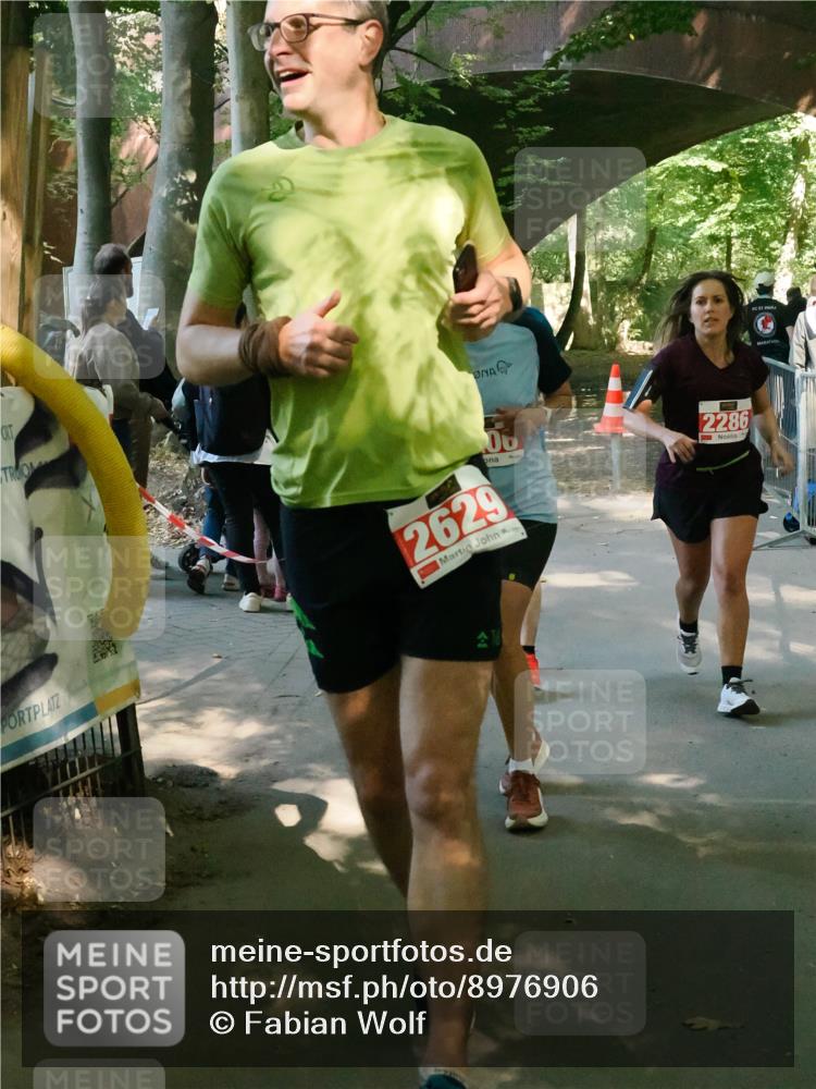 28.09.2025 - 33. Volkslauf durch das schöne Alstertal Fabian Wolf http://msf.ph/oto/8976906 28.09.2025 12:32:49 Laufen 06, 2629, 2286 meine-sportfotos.de