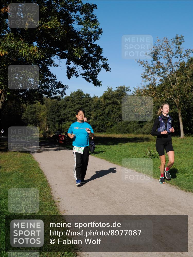 28.09.2025 - 33. Volkslauf durch das schöne Alstertal Fabian Wolf http://msf.ph/oto/8977087 28.09.2025 10:42:19 Laufen 4142 meine-sportfotos.de