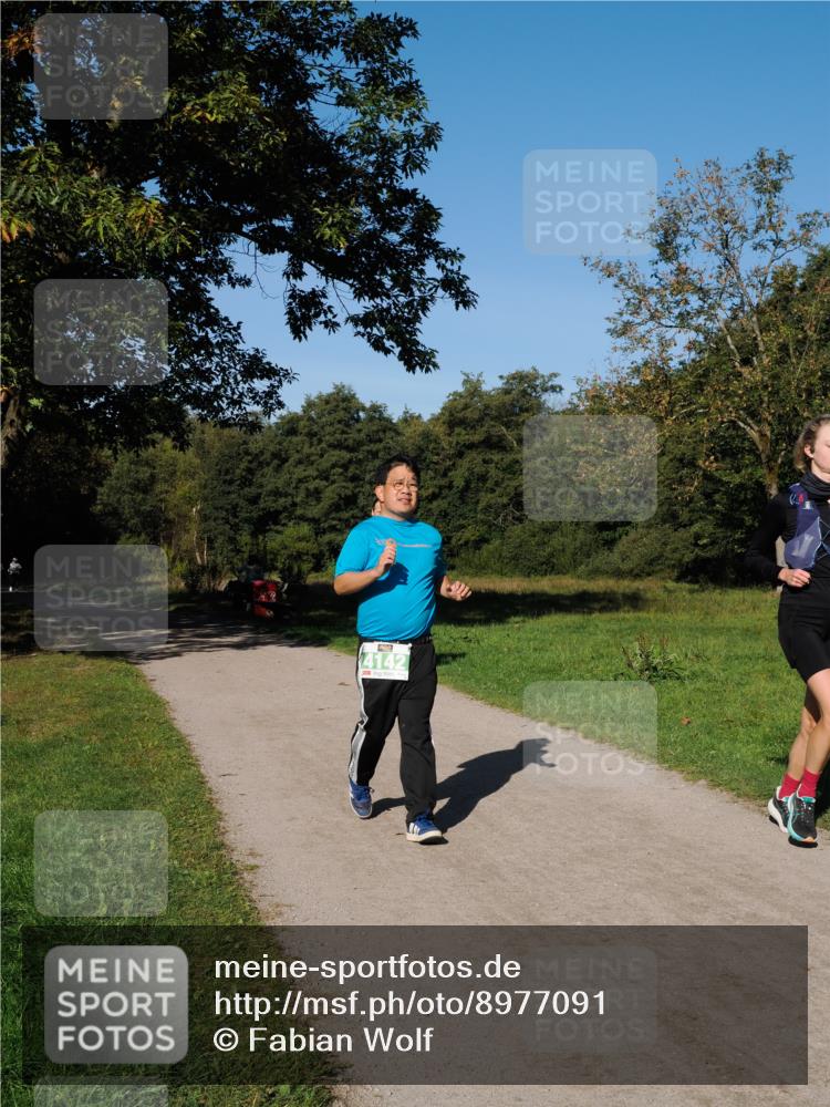 28.09.2025 - 33. Volkslauf durch das schöne Alstertal Fabian Wolf http://msf.ph/oto/8977091 28.09.2025 10:42:19 Laufen 4142 meine-sportfotos.de