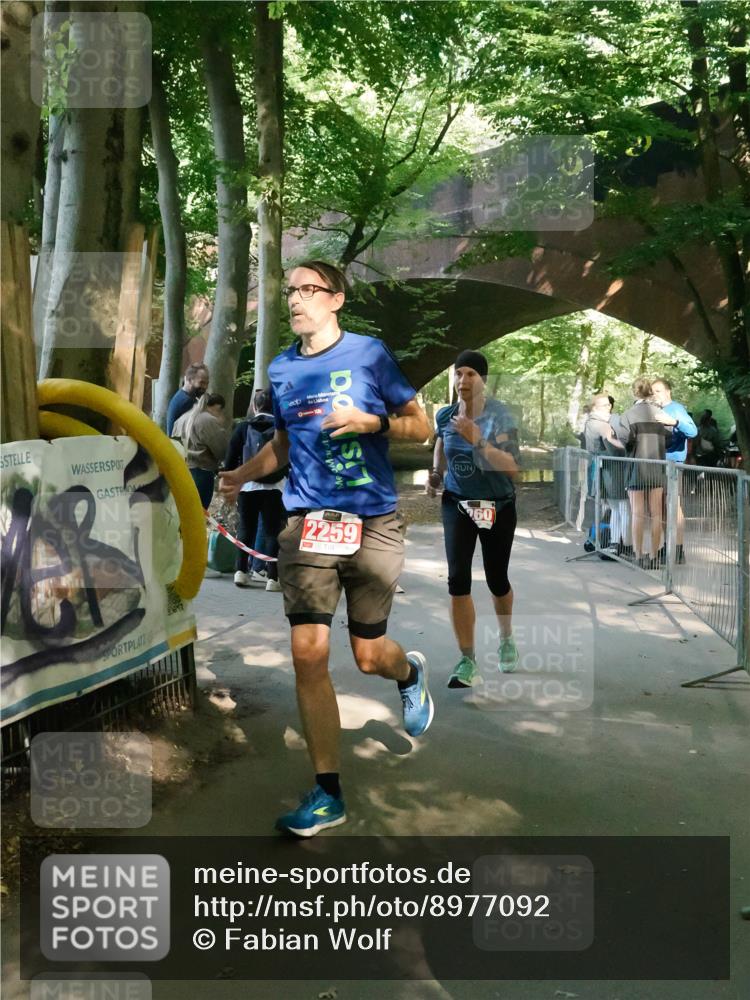 28.09.2025 - 33. Volkslauf durch das schöne Alstertal Fabian Wolf http://msf.ph/oto/8977092 28.09.2025 12:34:05 Laufen 1111, 2259, 260 meine-sportfotos.de