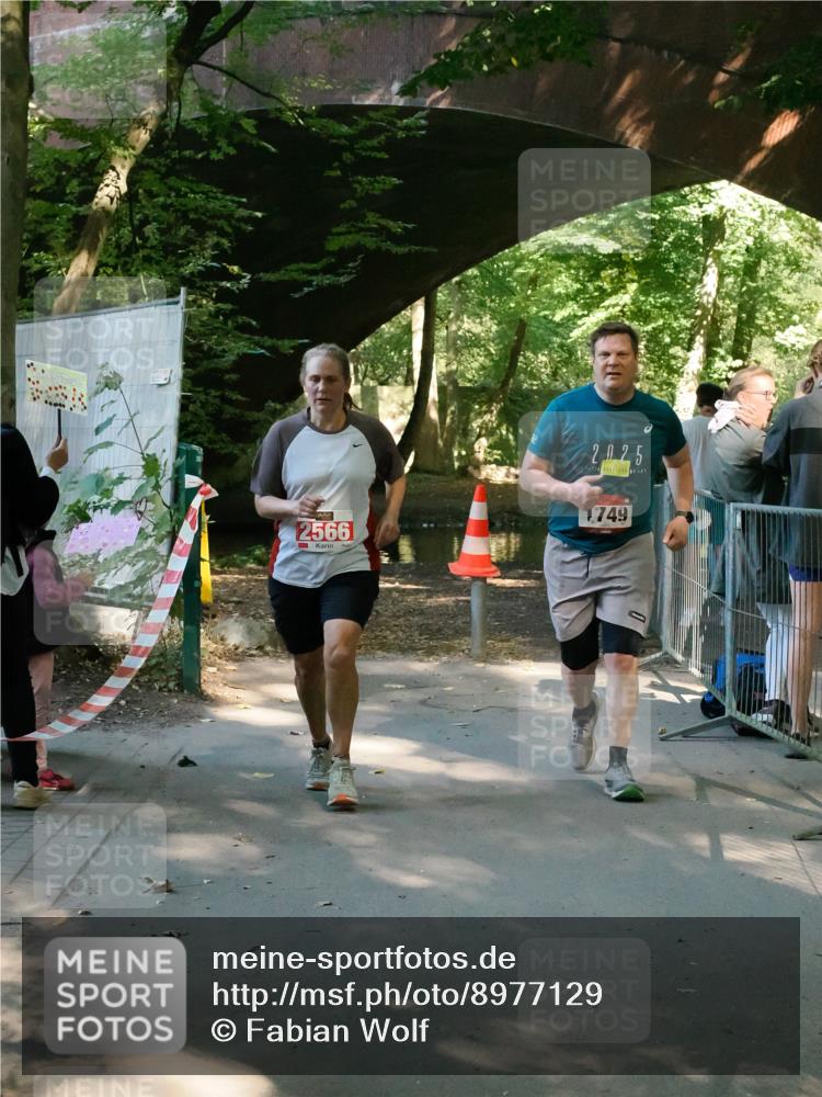 28.09.2025 - 33. Volkslauf durch das schöne Alstertal Fabian Wolf http://msf.ph/oto/8977129 28.09.2025 12:34:46 Laufen 2025, 2566, 749 meine-sportfotos.de