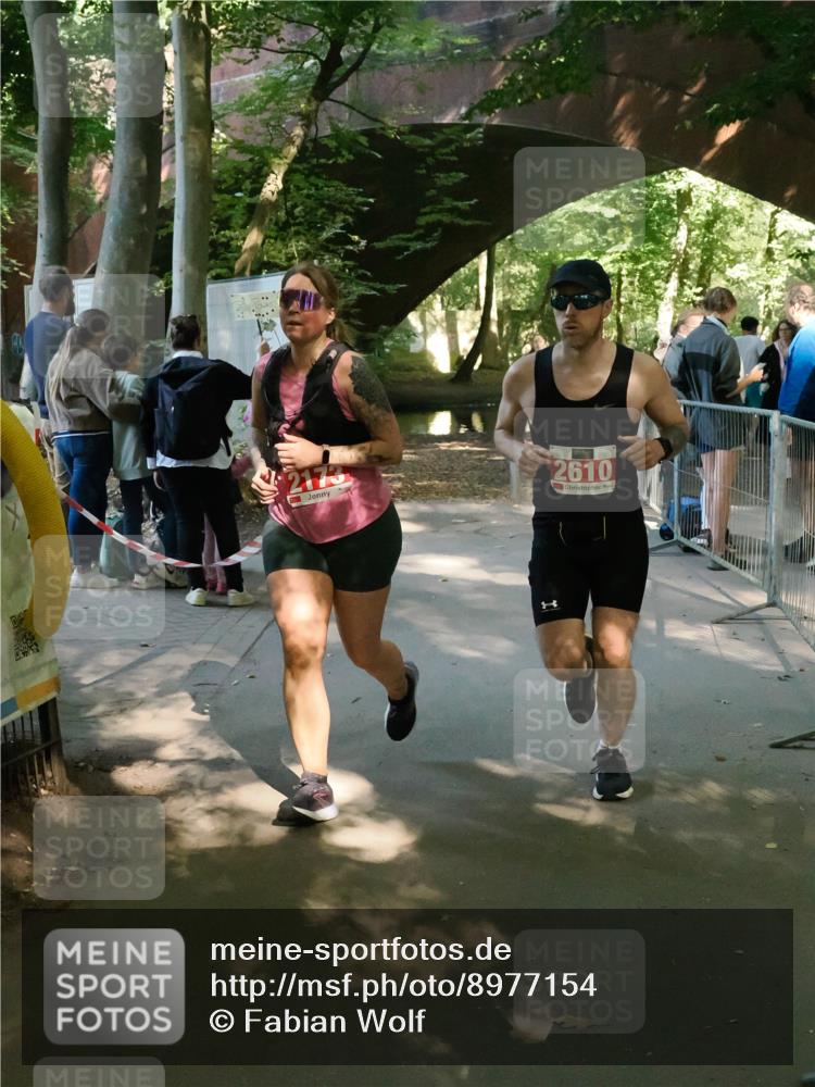 28.09.2025 - 33. Volkslauf durch das schöne Alstertal Fabian Wolf http://msf.ph/oto/8977154 28.09.2025 12:35:01 Laufen 2610 meine-sportfotos.de