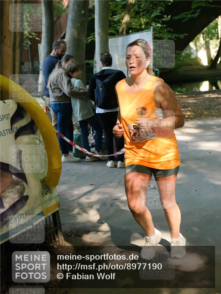 28.09.2025 - 33. Volkslauf durch das schöne Alstertal Fabian Wolf http://msf.ph/oto/8977190 28.09.2025 12:35:11 Laufen 2283 meine-sportfotos.de